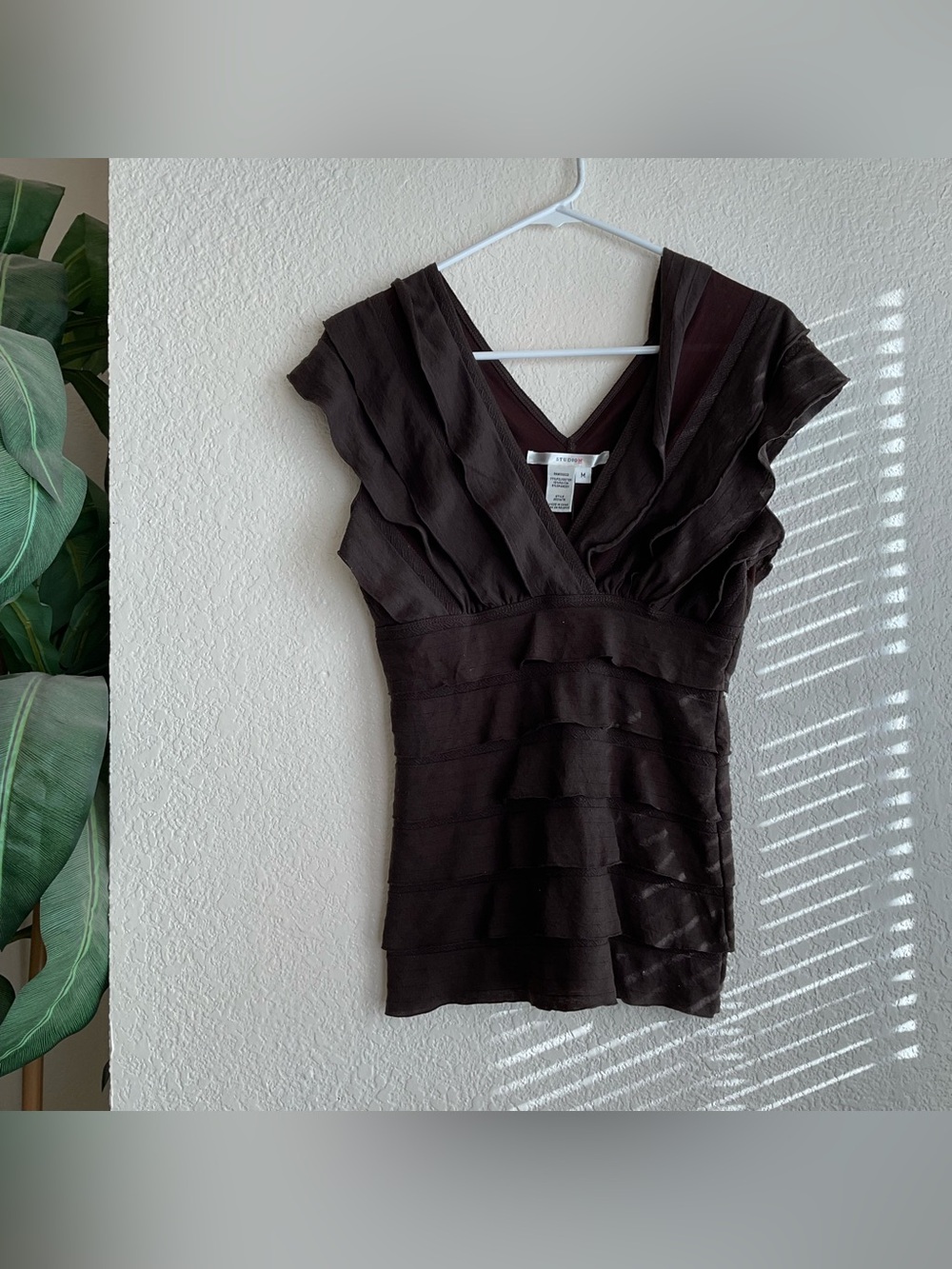 Vintage studio Tiered V-Neck Short Sleeve Top